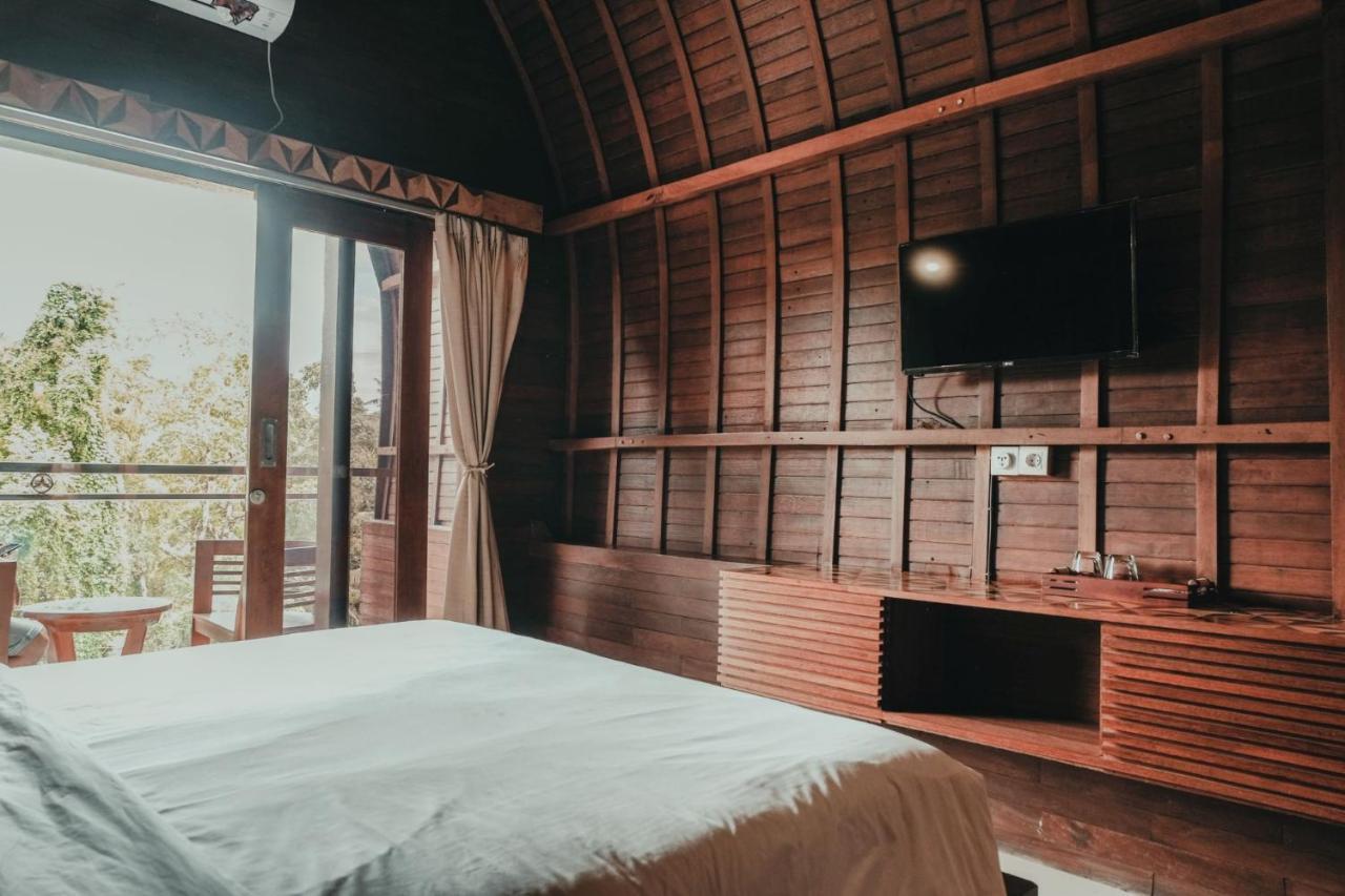 Sekar Arum Riverside Resort Tanah Lot Exterior foto