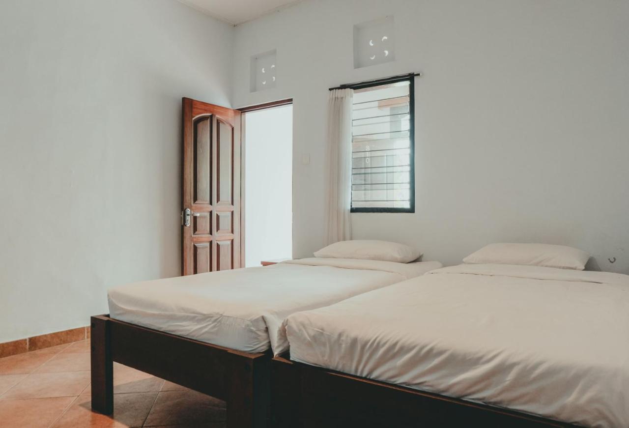 Sekar Arum Riverside Resort Tanah Lot Exterior foto