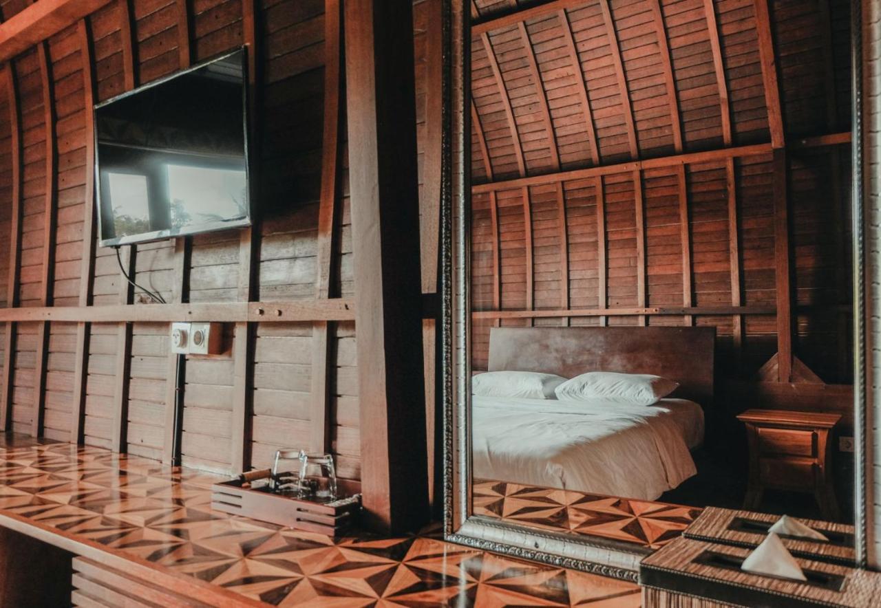 Sekar Arum Riverside Resort Tanah Lot Exterior foto