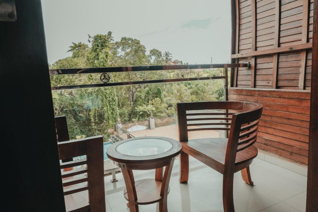 Sekar Arum Riverside Resort Tanah Lot Exterior foto