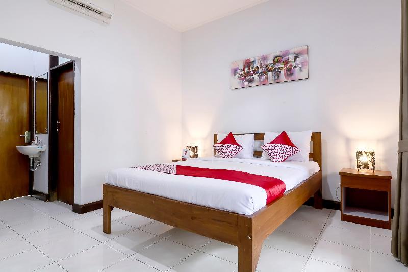 Sekar Arum Riverside Resort Tanah Lot Exterior foto